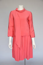 Load image into Gallery viewer, vintage 1960s unlabeled Norman Norell silk dress ensemble S/M
