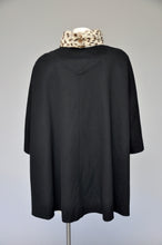 Load image into Gallery viewer, vintage 1950s black coat with leopard print collar S/M/L
