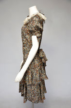 Load image into Gallery viewer, vintage 1930s belted floral dress w/ ruffled collar S/M
