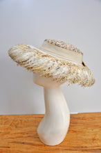 Load image into Gallery viewer, 1950s wide brim feathered new look hat
