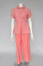 Load image into Gallery viewer, vintage 1940s coral pink two piece loungewear set XS-S
