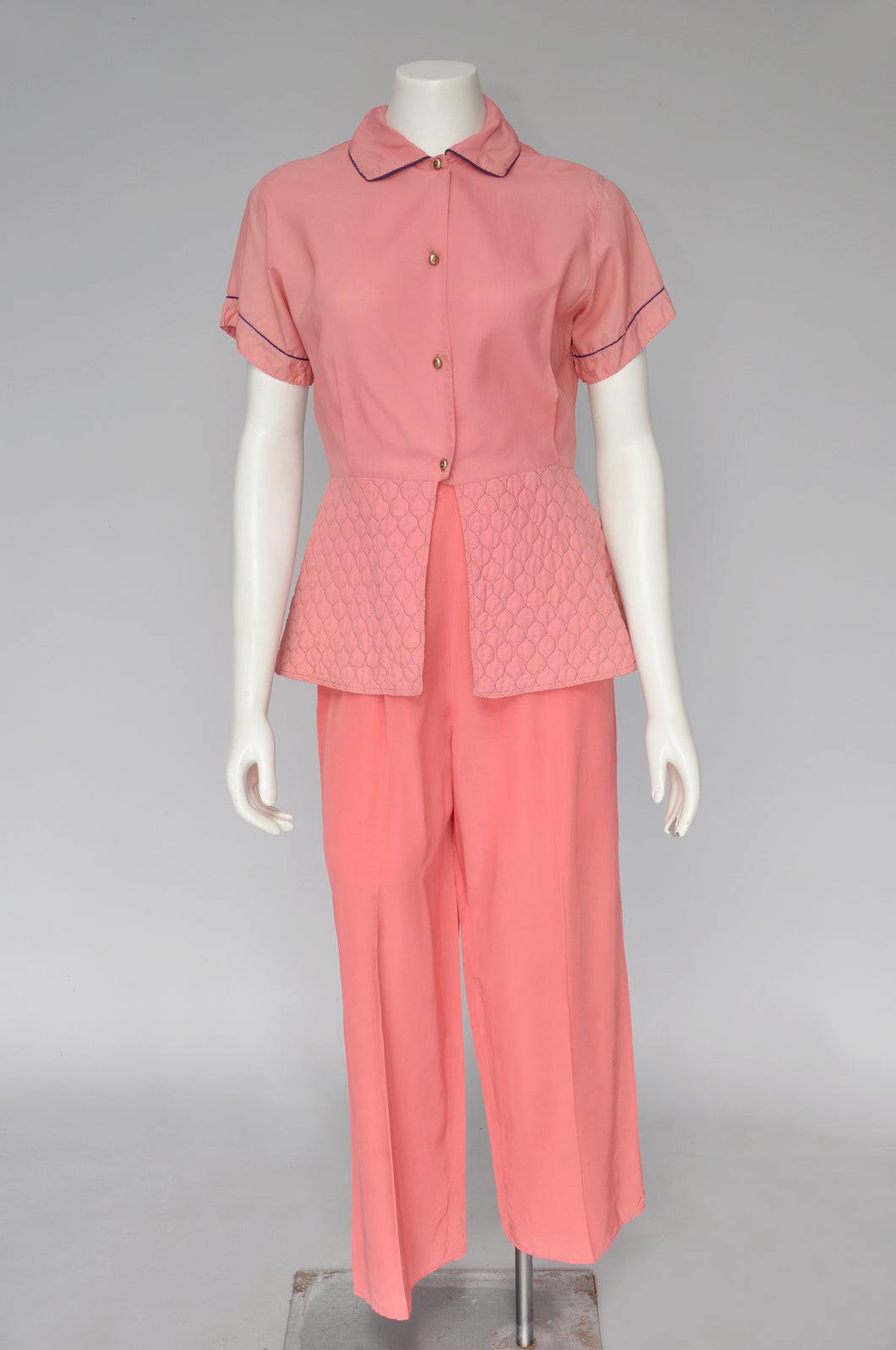 1940s coral pink two piece loungewear set XS-S