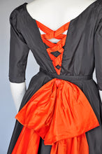Load image into Gallery viewer, vintage 1950s black and orange taffeta party dress XS/S
