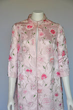 Load image into Gallery viewer, 1960s silk embroidered coat XS/S/M
